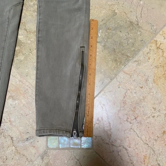 Anthropologie Pilcro Jeans - Picture 4 of 7